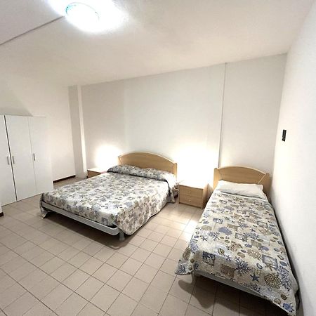 Condominio Simma Бибионе Экстерьер фото