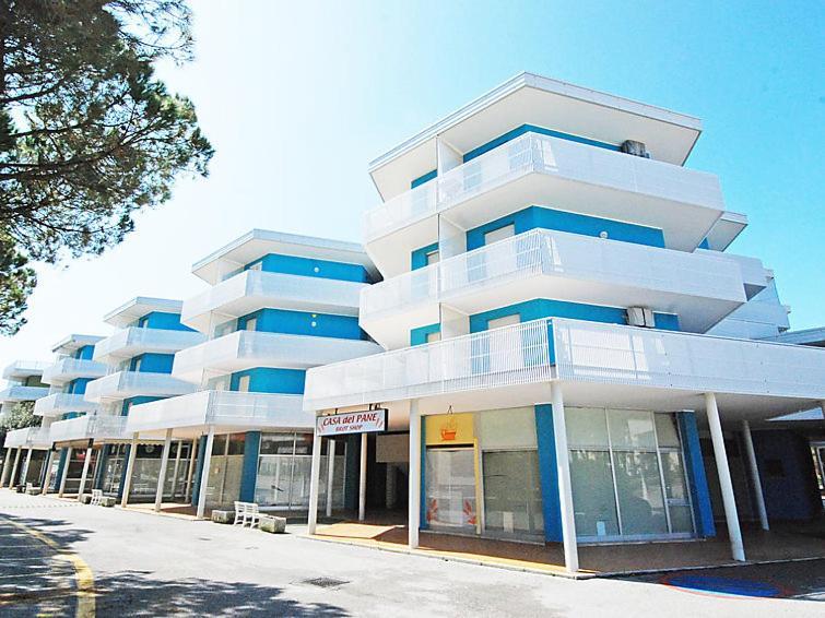 Condominio Simma Бибионе Экстерьер фото