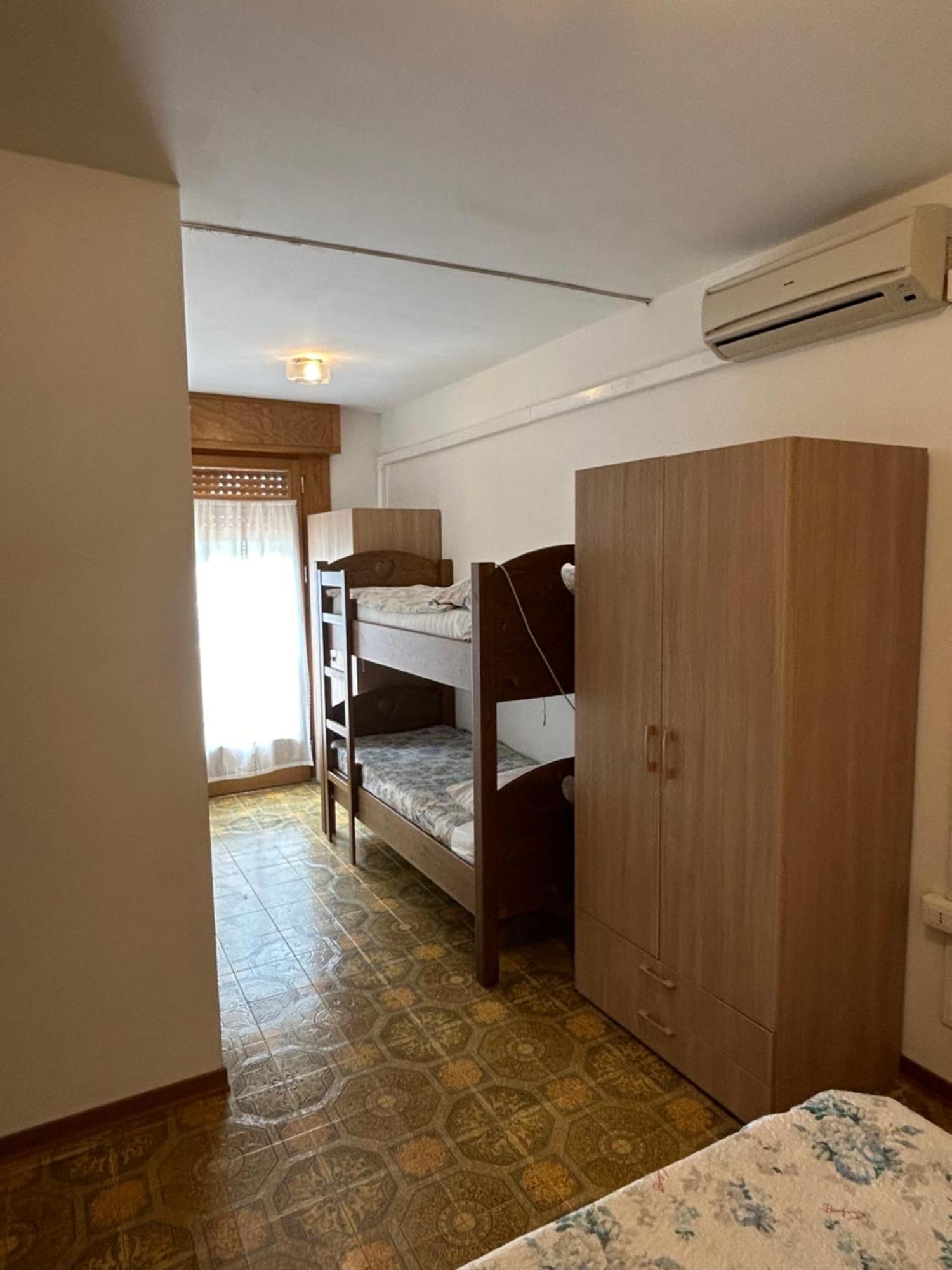 Condominio Simma Бибионе Экстерьер фото
